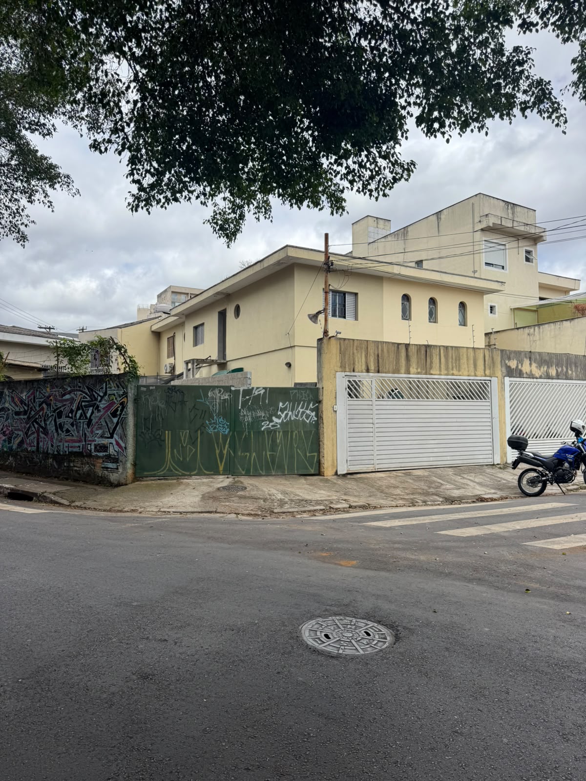 Fachada antes da reforma — estado original